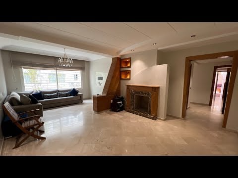 Property video thumbnail - EG-AX7W4LTA